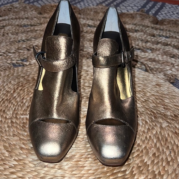 Max Studio - Picture 2 of 7